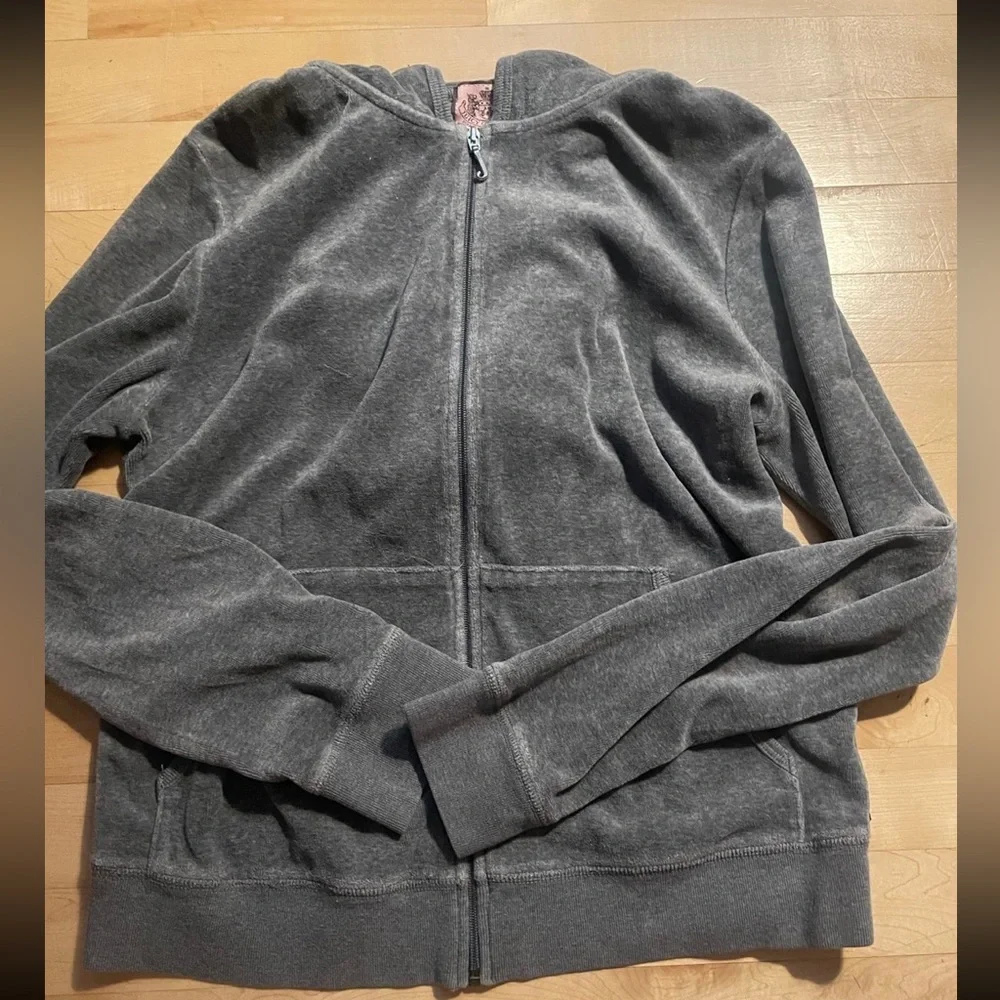 Juicy Couture vintage “her majesty” Gray and Pink Velour tracksuit Hoodie
